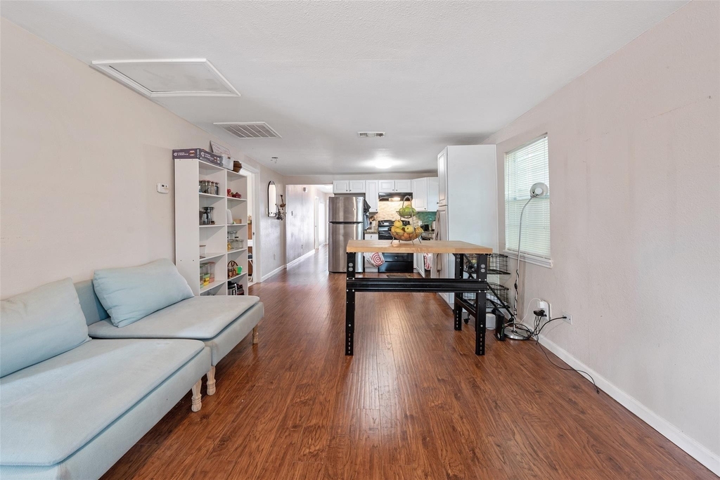 8314 Brandon Street - Photo 13