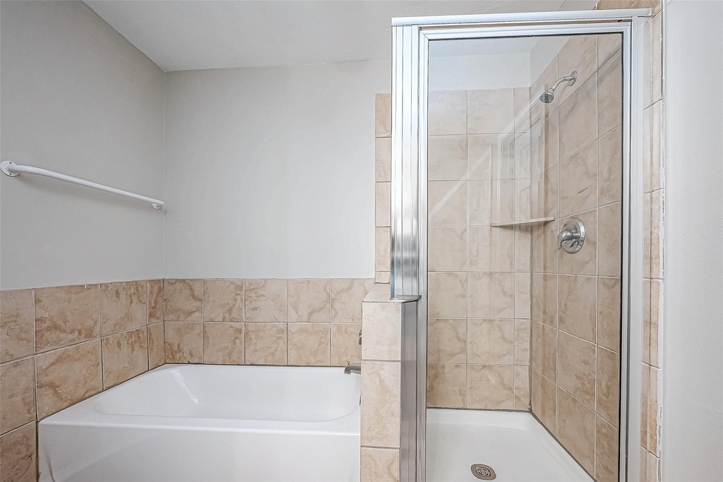10043 Morocco Road - Photo 31
