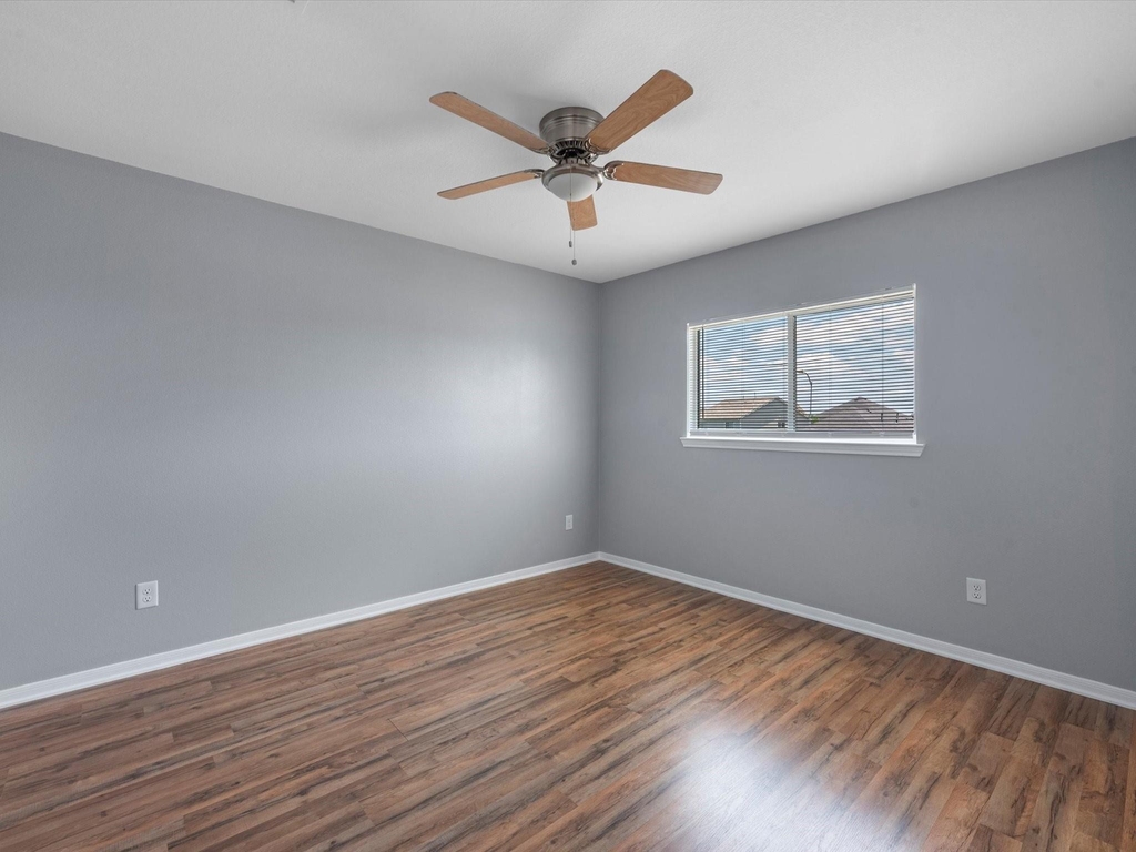6131 Settlers Lake Circle W - Photo 11