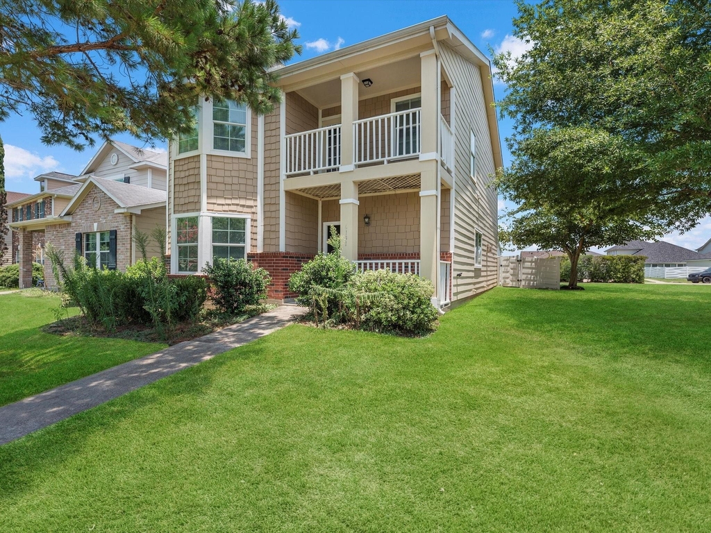 6131 Settlers Lake Circle W - Photo 0