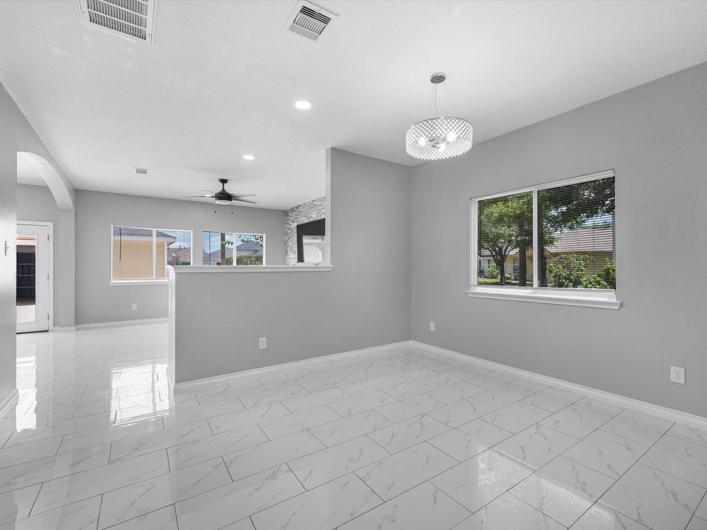 6131 Settlers Lake Circle W - Photo 2