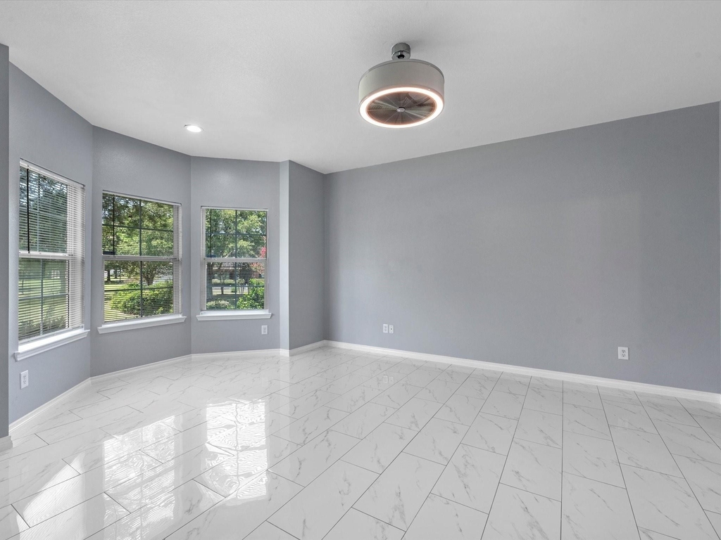 6131 Settlers Lake Circle W - Photo 6