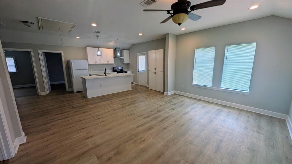 7521 Laredo Street - Photo 3