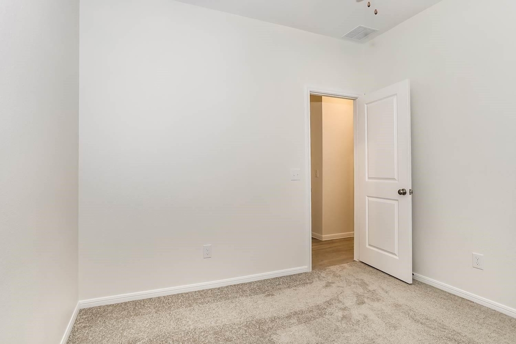 13478 Maltessa Drive - Photo 10