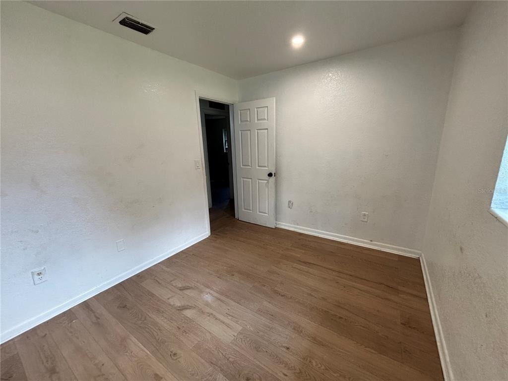 205 S Chandler Avenue - Photo 11