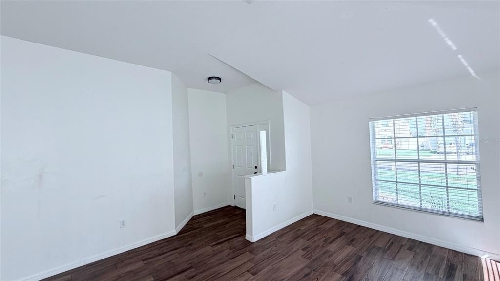 31205 Bridgegate Drive - Photo 17