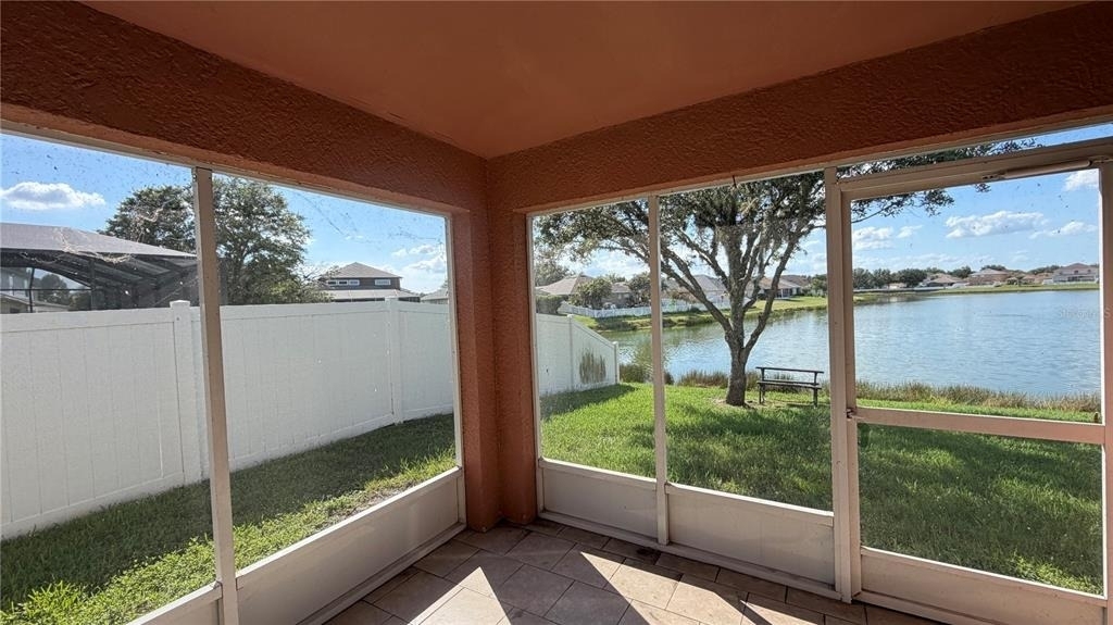 31205 Bridgegate Drive - Photo 30