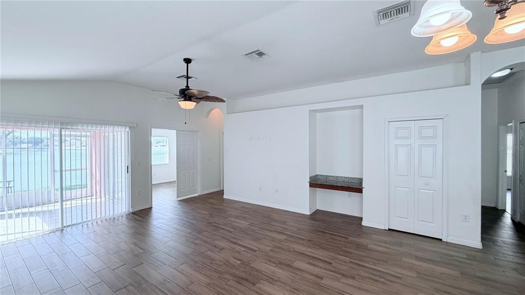 31205 Bridgegate Drive - Photo 7