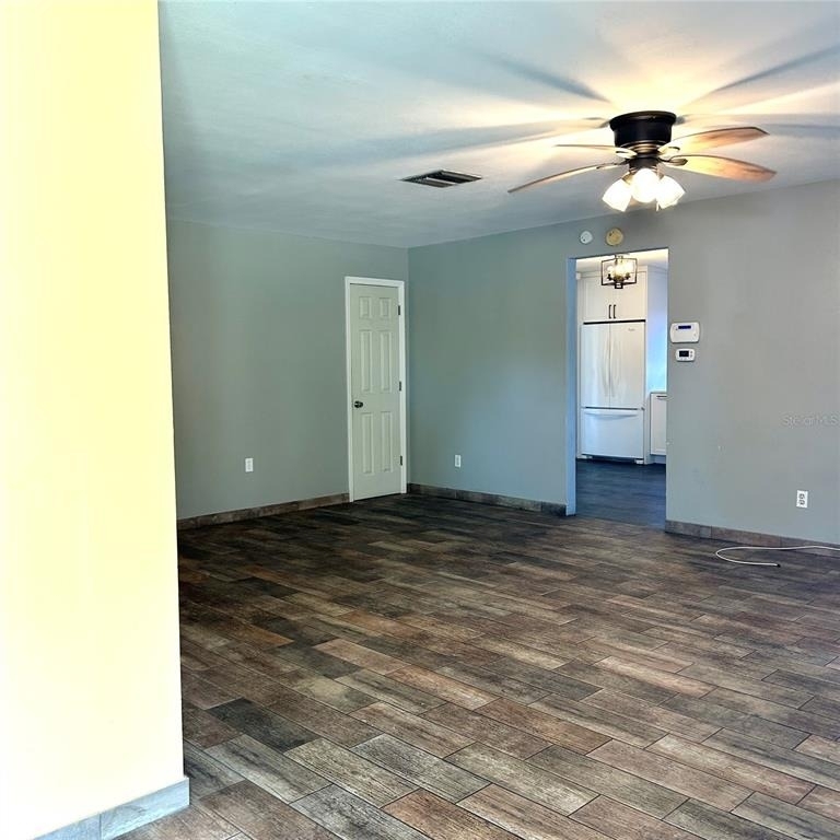 2152 Greenbriar Boulevard - Photo 4