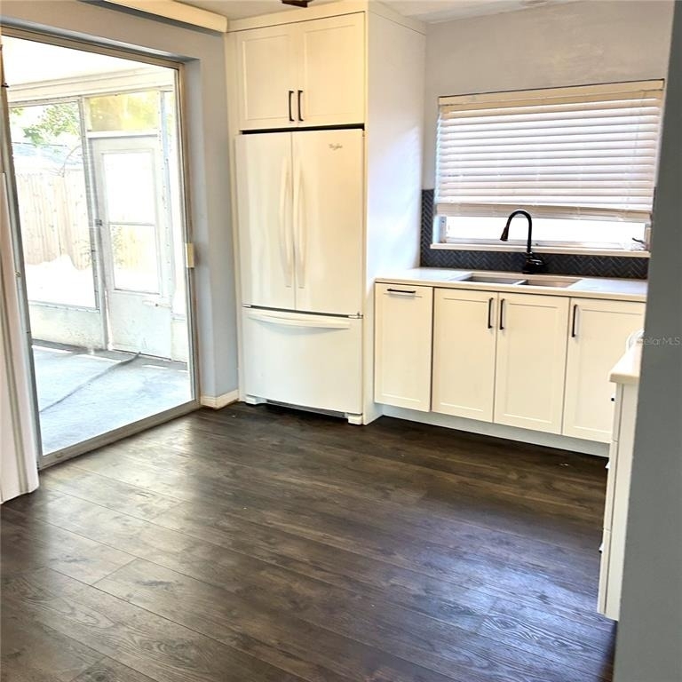 2152 Greenbriar Boulevard - Photo 10