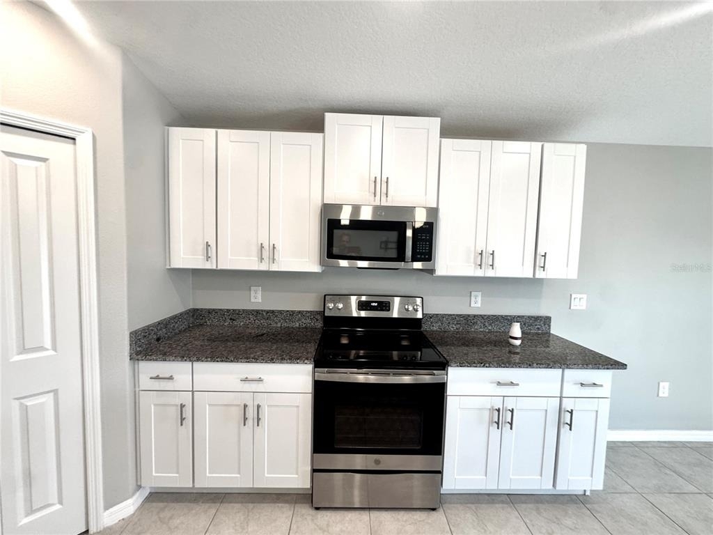929 Anchor Bend Drive - Photo 2