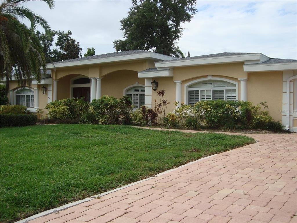 601 Palm Avenue - Photo 1