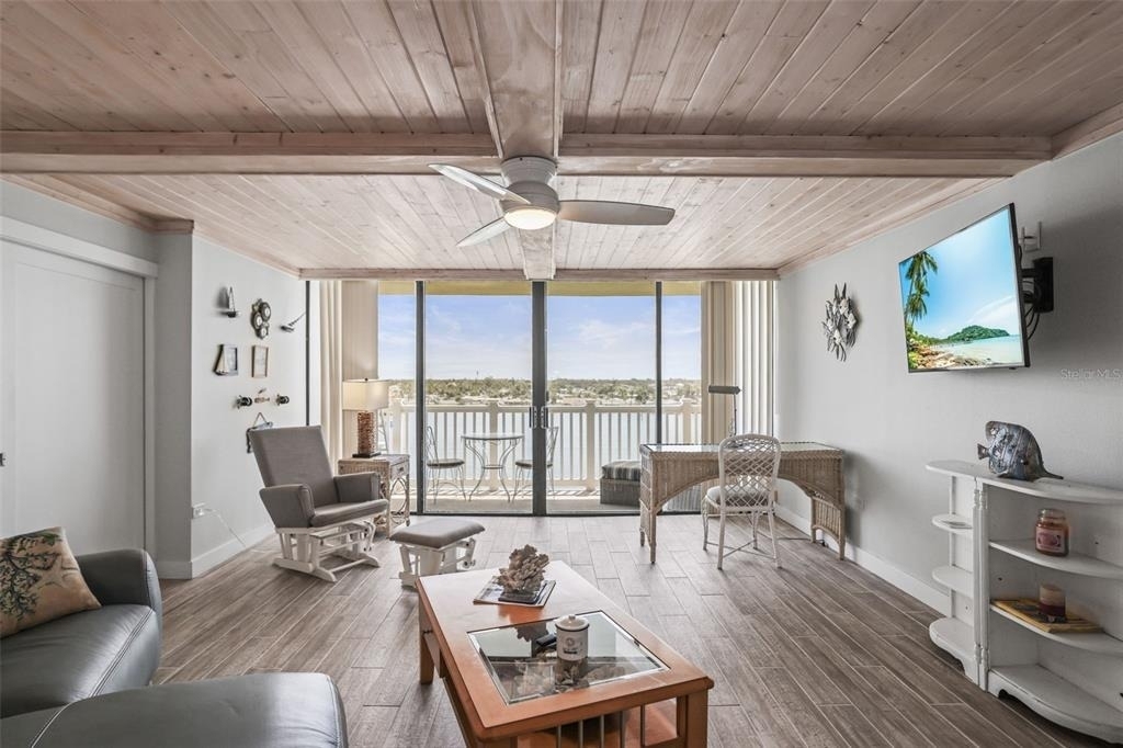 500 Treasure Island Causeway - Photo 6