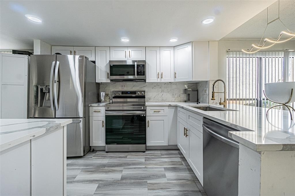 4965 Puritan Circle - Photo 4