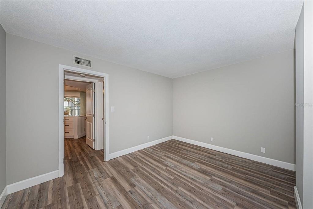 5151 Isla Key Boulevard S - Photo 10