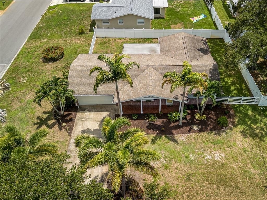1661 Algonquin Drive - Photo 26