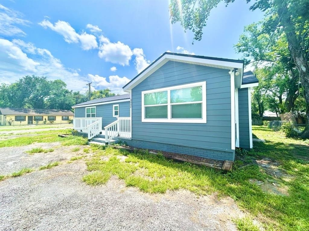 8004 N Marks Street - Photo 1