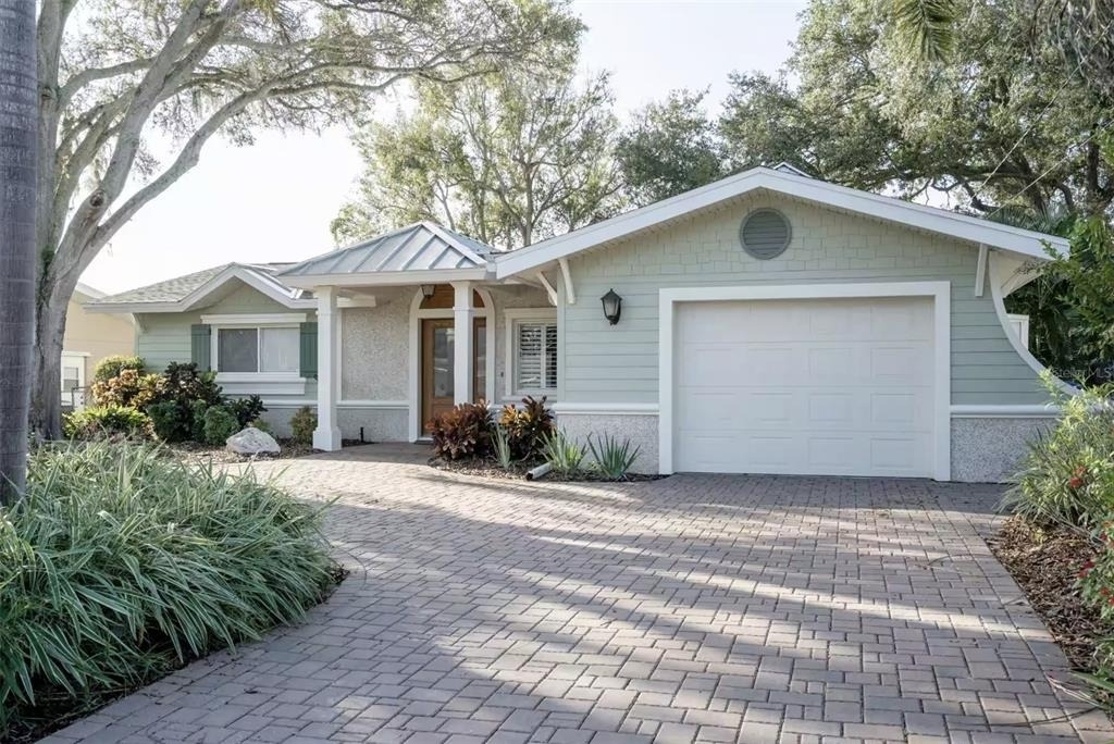 378 Westwinds Drive - Photo 0