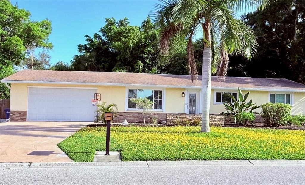 2720 Goldenrod Street - Photo 0