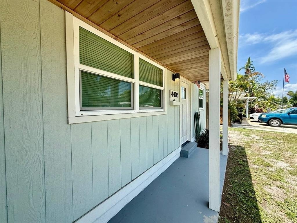 4406 W Trilby Avenue - Photo 3