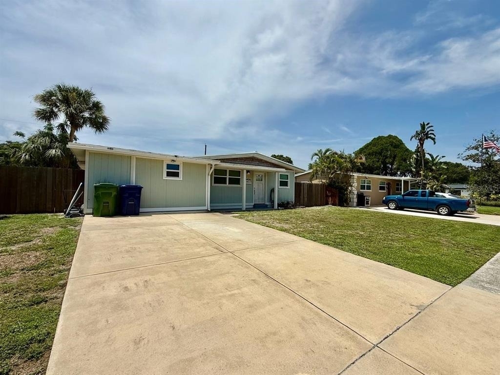 4406 W Trilby Avenue - Photo 1