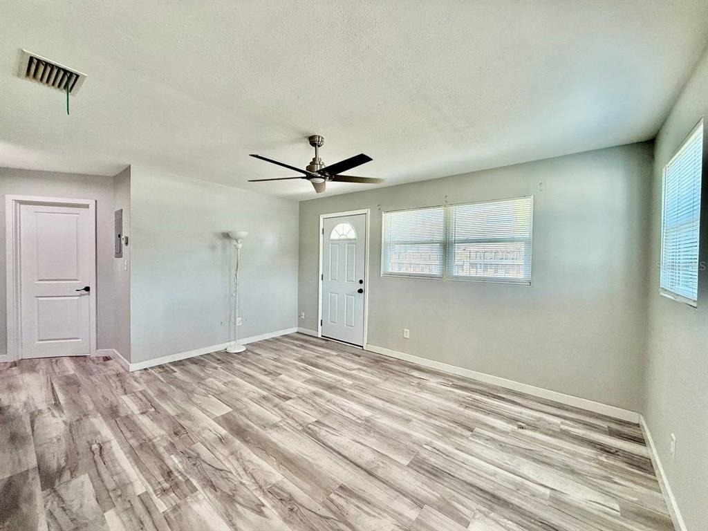 4406 W Trilby Avenue - Photo 9