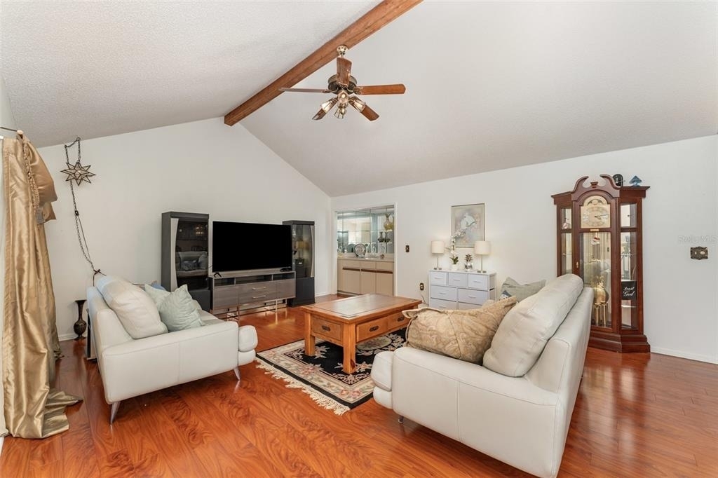 4240 Creekwood Lane - Photo 4