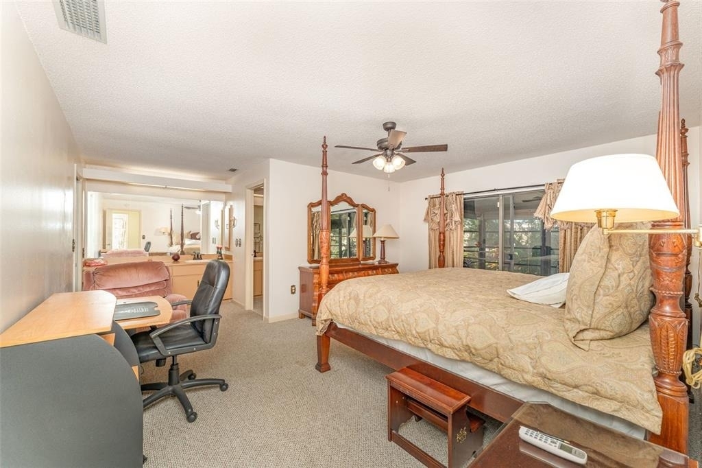 4240 Creekwood Lane - Photo 2