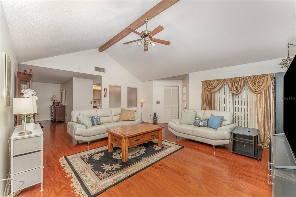 4240 Creekwood Lane - Photo 5