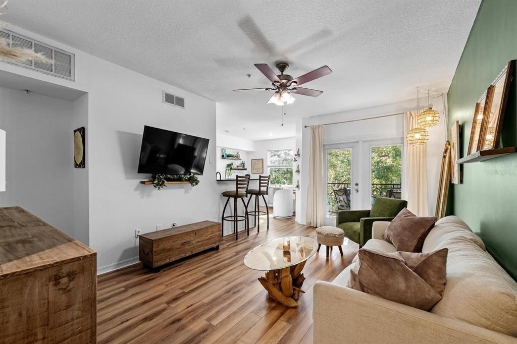 2010 E Palm Avenue - Photo 2