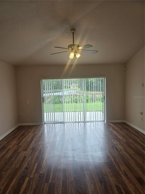 31125 Hannigan Place - Photo 3