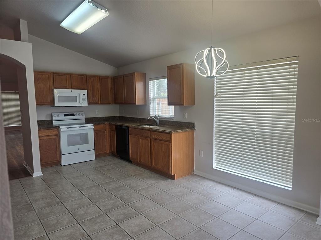 31125 Hannigan Place - Photo 4