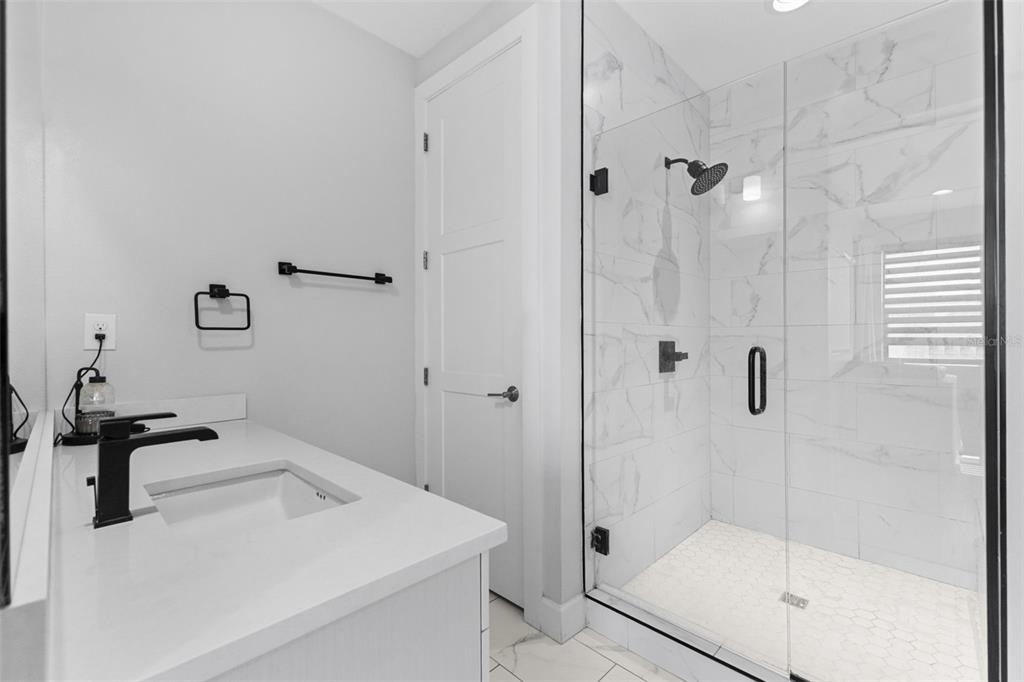 401 N Oregon Avenue - Photo 17