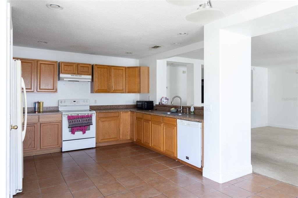 1631 Perdido Court - Photo 7