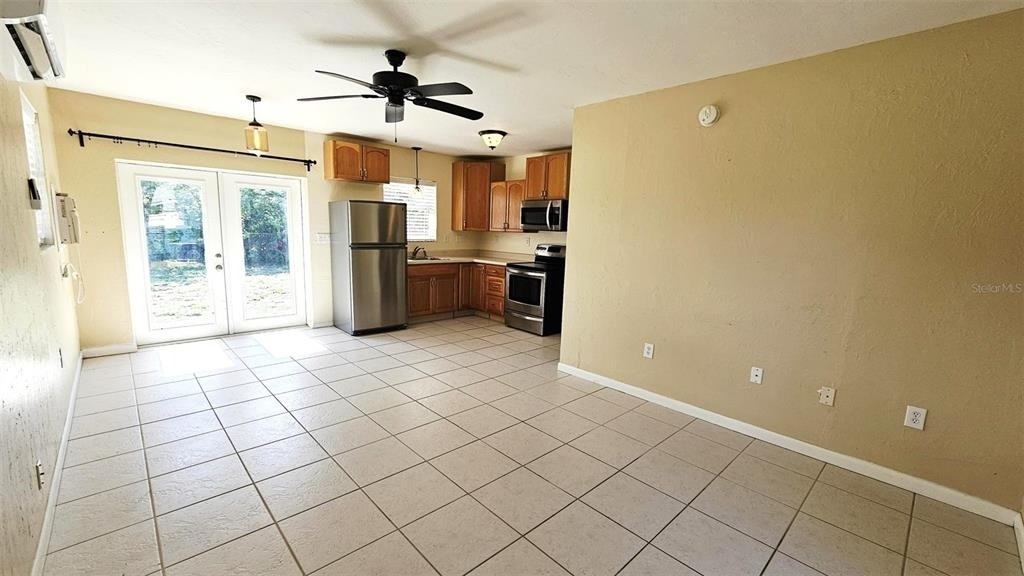 865 Palm Avenue - Photo 1