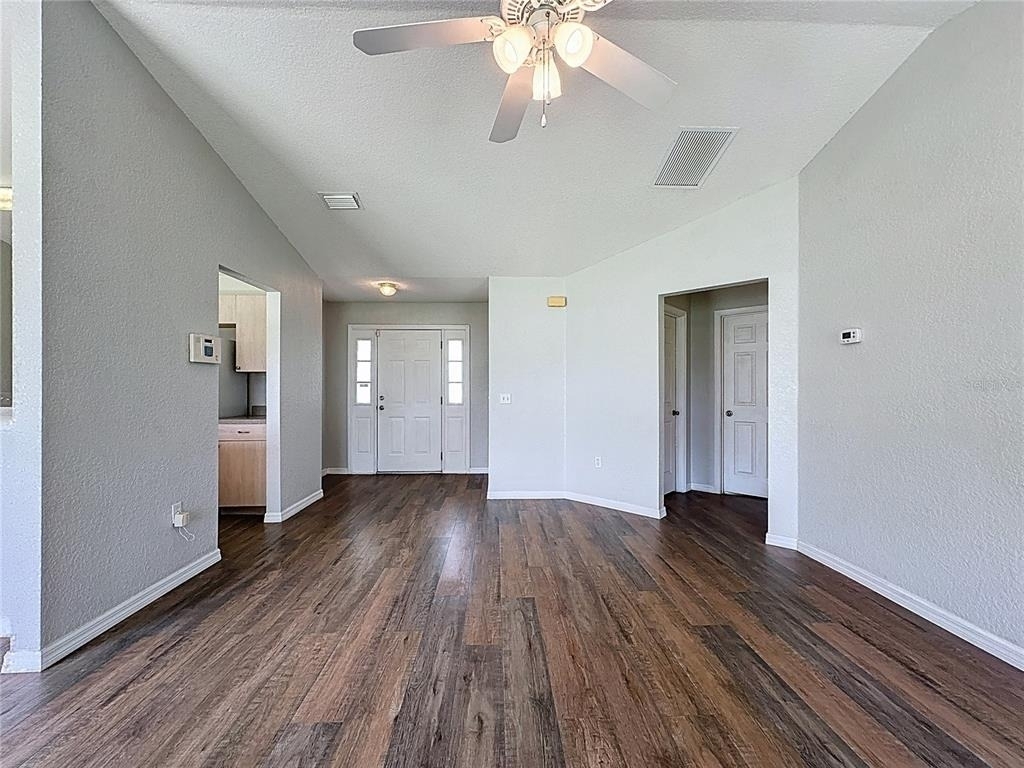 424 Danube Way - Photo 3
