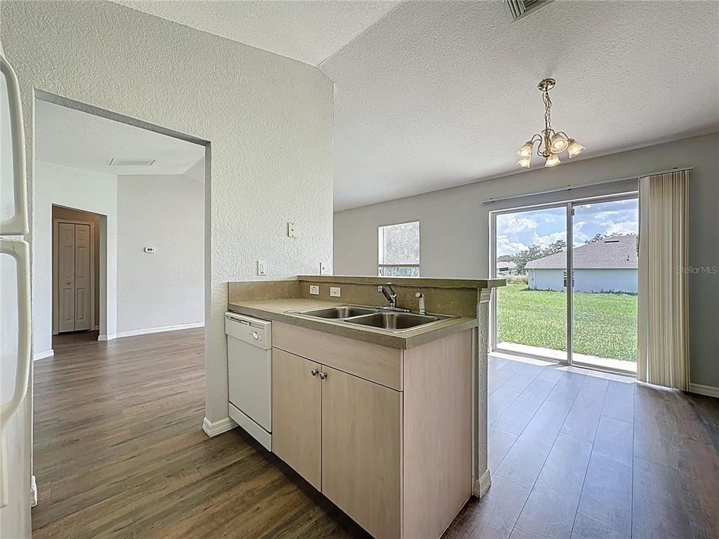 424 Danube Way - Photo 9