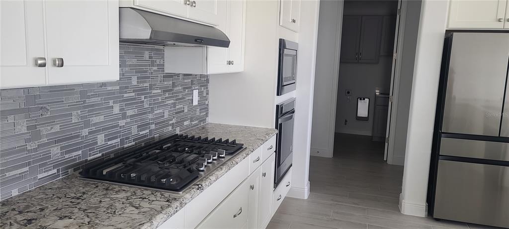 9754 Sw 103rd Avenue - Photo 3