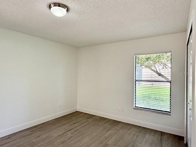 553 Walnut Grove Place - Photo 23