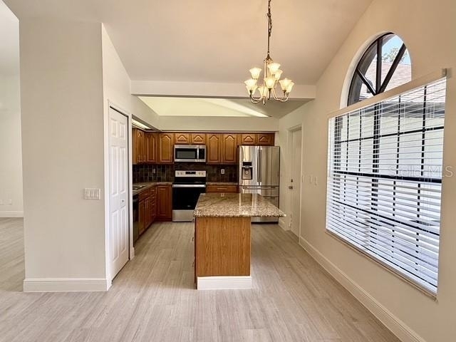 553 Walnut Grove Place - Photo 9