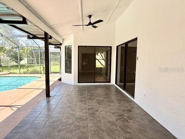 553 Walnut Grove Place - Photo 28