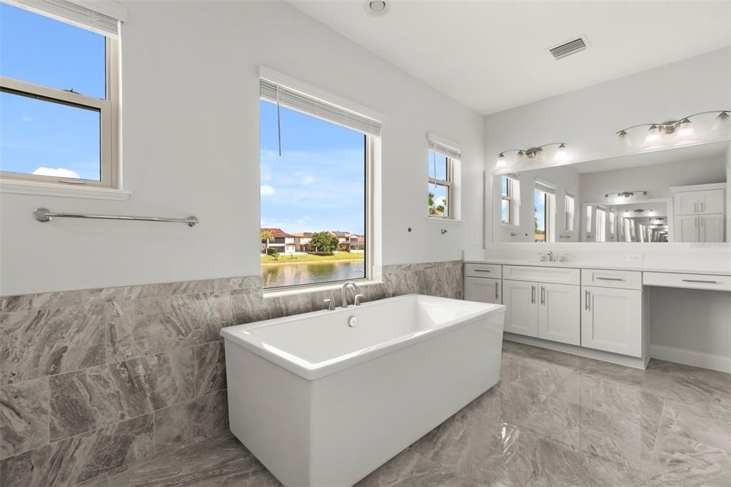 10511 Royal Cypress Way - Photo 35