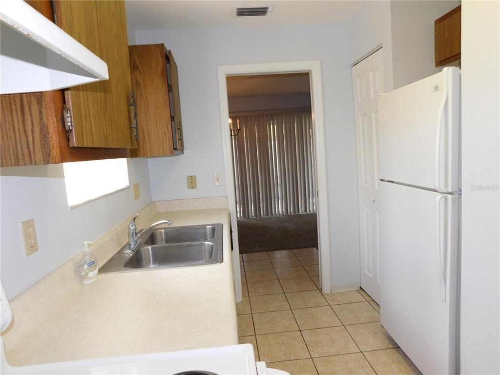 1118 Spring Meadow Drive - Photo 7
