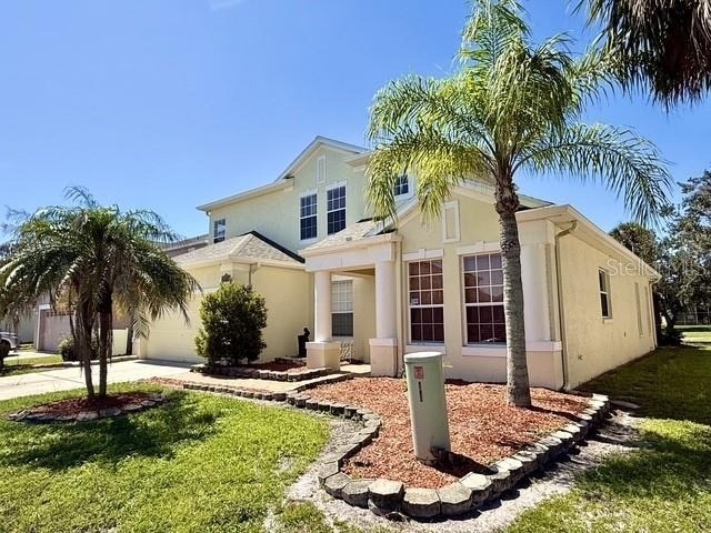 2300 The Oaks Boulevard - Photo 2