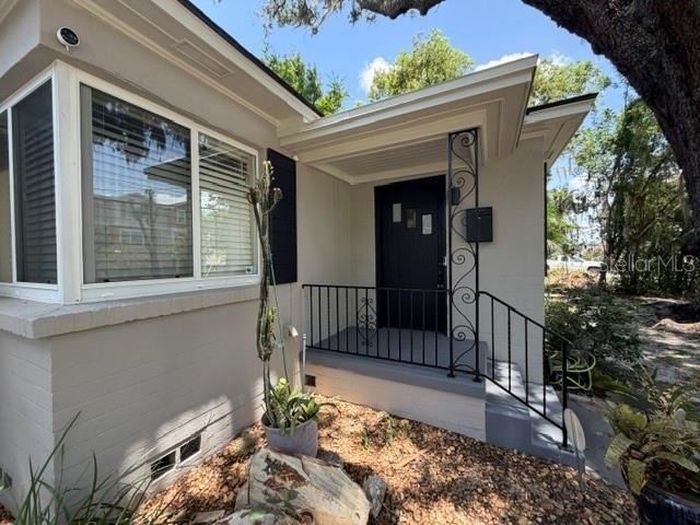1009 E Marks Street - Photo 2