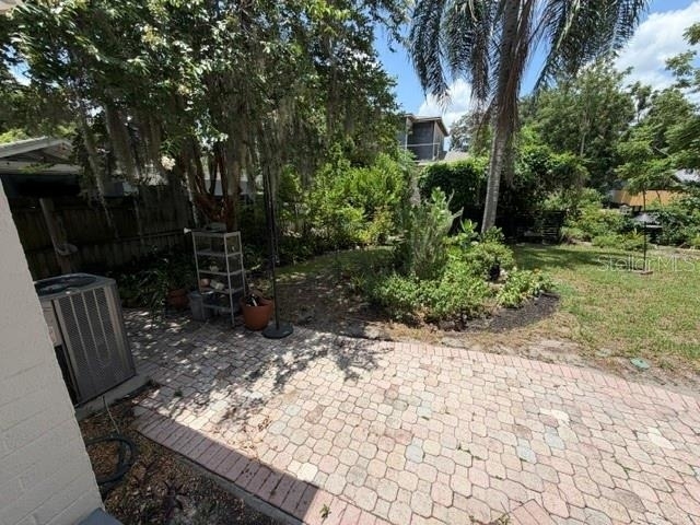 1009 E Marks Street - Photo 6