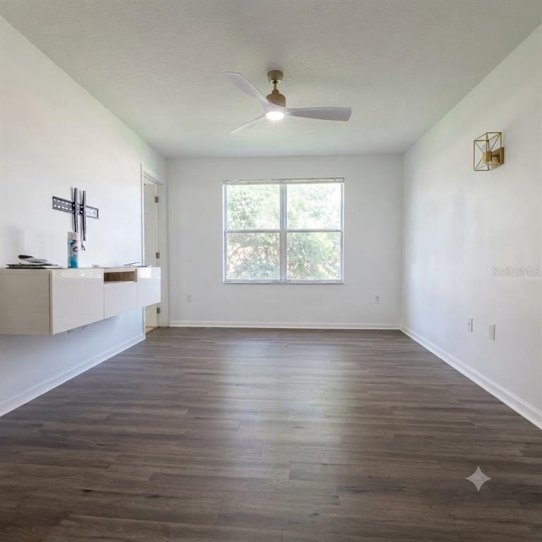 1561 Chelsea Drive - Photo 17