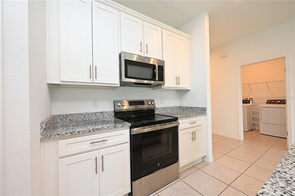 685 Crown Rose Drive - Photo 3
