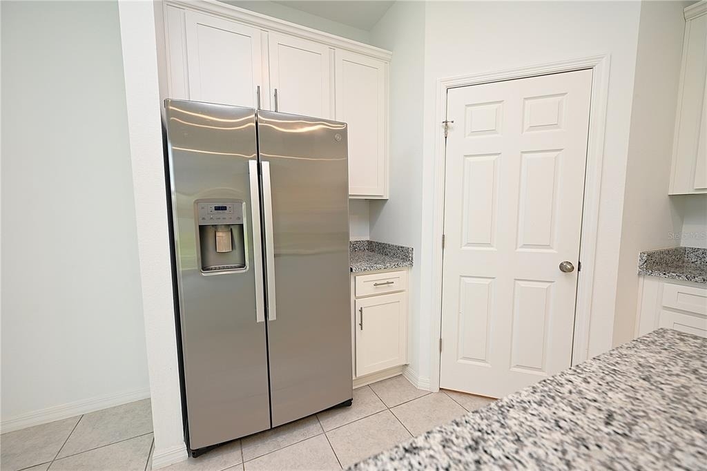 685 Crown Rose Drive - Photo 2