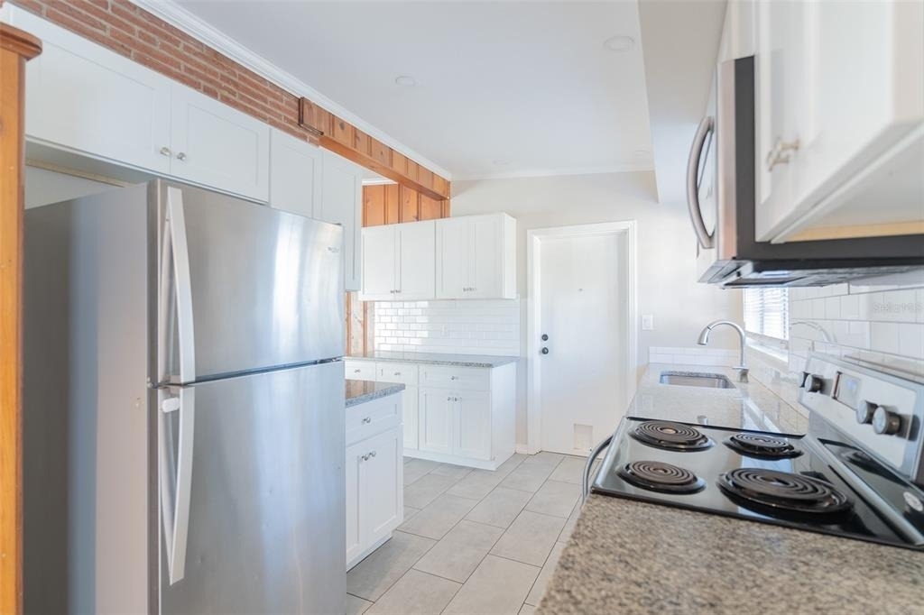 495 Avenue F Se - Photo 4